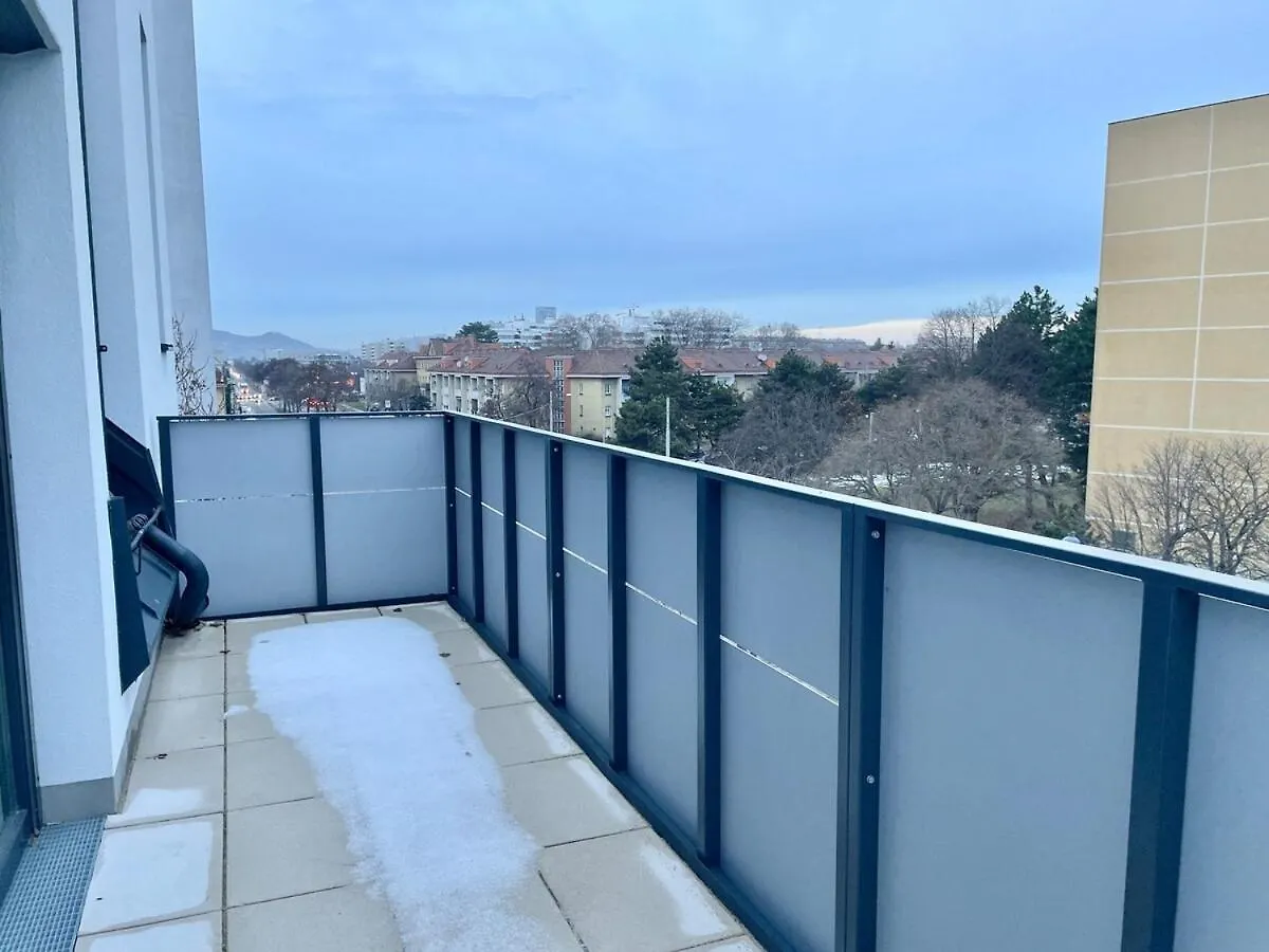 Rooftop Modern Apartment With Free Parking Vienna